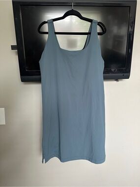 Old Navy Women’s Blue Powersoft Activewear dress